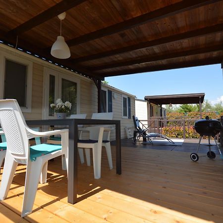 West Coast Mobilhome With Xxl Terrace In Naturist Resort Solaris Fkk Tar-Vabriga Eksteriør bilde